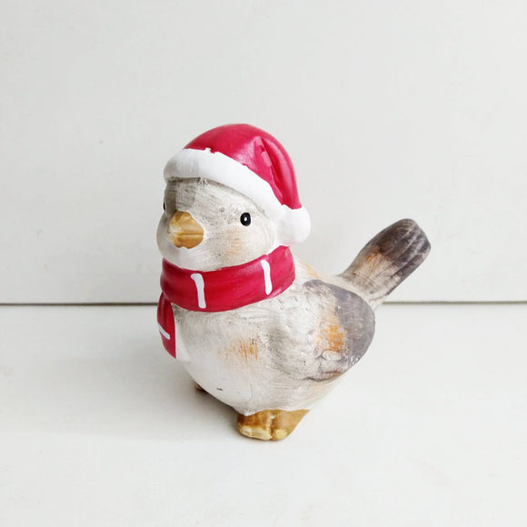 Keramik Figur Vogel mit Mütze und Schal/ Figura de cerámica Pájaro con gorro y bufanda